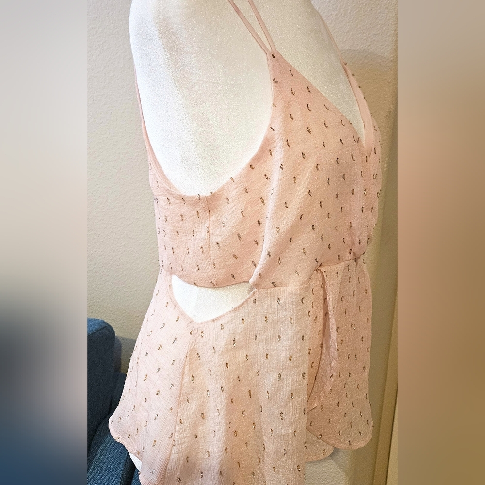 EUC Dusty Pink Top Sleeveless Peplum Deep V-Neck - Picture 2 of 8